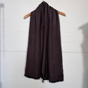 RODD & GUNN 100% Pure New Wool Scarf Made in Italy